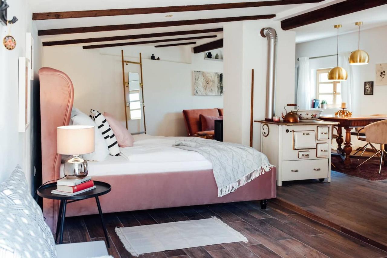 Apartment Aussee- Atelier Salzherrenhof- Kueche, Wlan, Netflix Bad Aussee Bagian luar foto