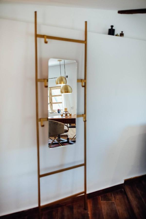 Apartment Aussee- Atelier Salzherrenhof- Kueche, Wlan, Netflix Bad Aussee Bagian luar foto