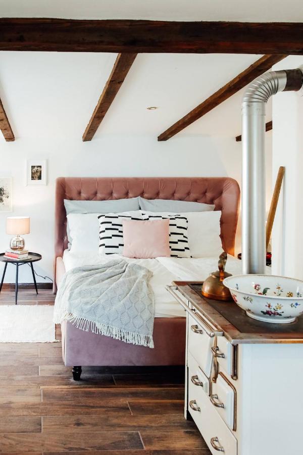 Apartment Aussee- Atelier Salzherrenhof- Kueche, Wlan, Netflix Bad Aussee Bagian luar foto