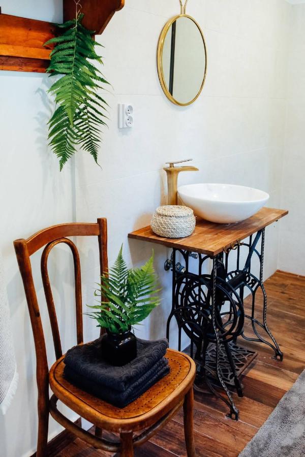 Apartment Aussee- Atelier Salzherrenhof- Kueche, Wlan, Netflix Bad Aussee Bagian luar foto